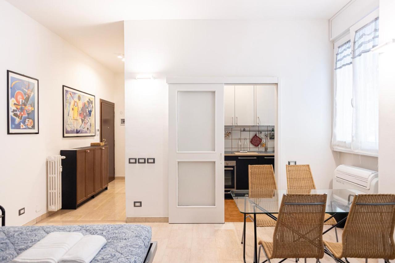 Apartament Accogliente Loft In Zona Monumentale/Cenisio Mediolan Zewnętrze zdjęcie